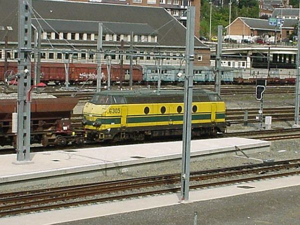 be-sncb-class62-6305-naumur-070902-pic2-full.jpg