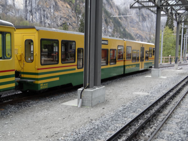 ch-wab-243-lauterbrunnen-010516-full.jpg