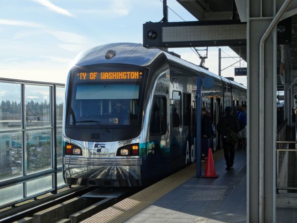 us-soundtransit-link-seatac-170217-pic3-full.jpg